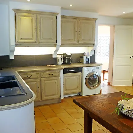 Holiday Home Le Liouquet La Ciotat Appartement *